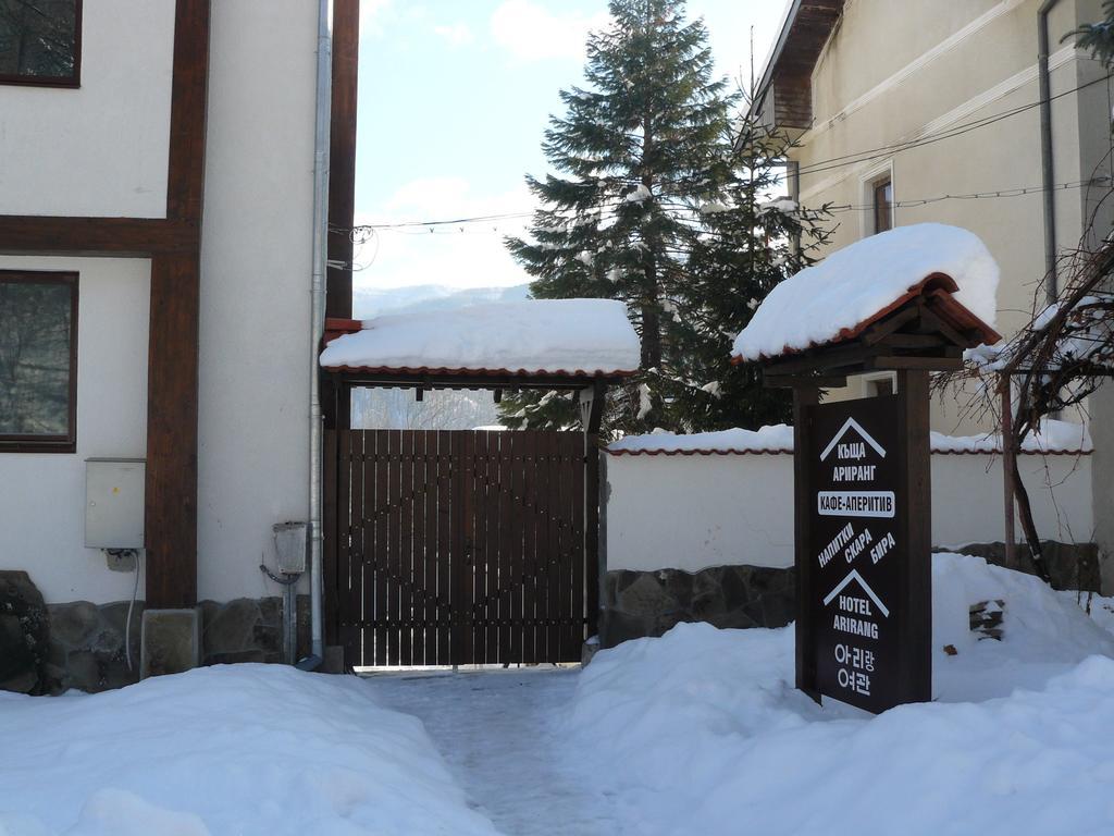 Hotel House Arirang Cherni Osum Zewnętrze zdjęcie